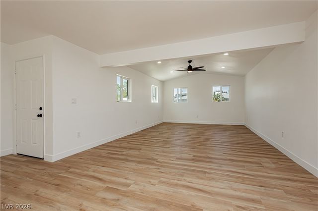 4815 El Tesoro Avenue, Las Vegas, NV 89121