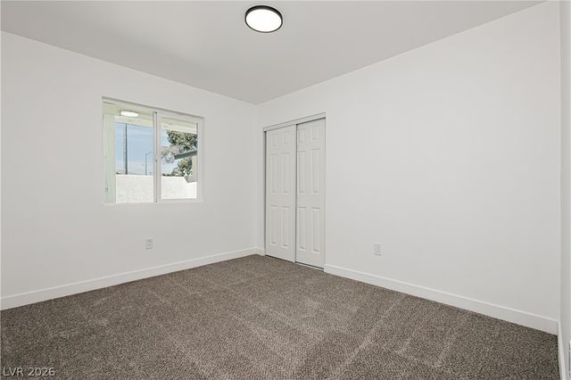 4815 El Tesoro Avenue, Las Vegas, NV 89121