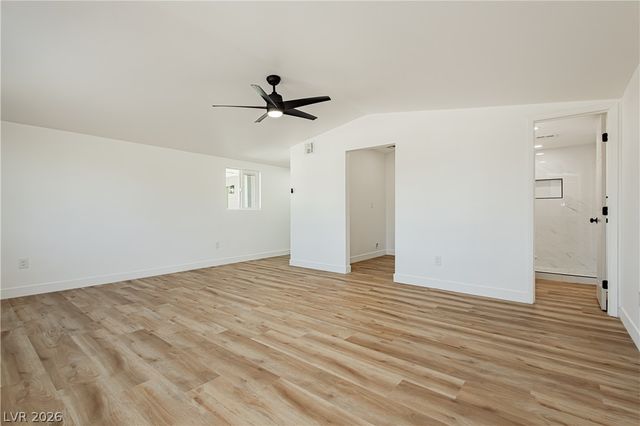 4815 El Tesoro Avenue, Las Vegas, NV 89121