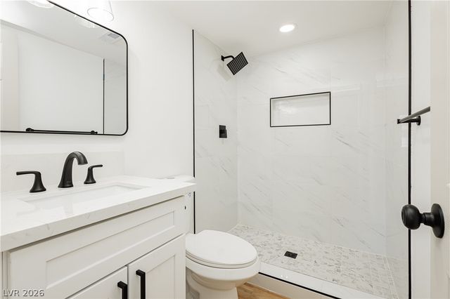 4815 El Tesoro Avenue, Las Vegas, NV 89121