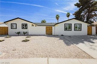 4815 El Tesoro Avenue, Las Vegas, NV 89121