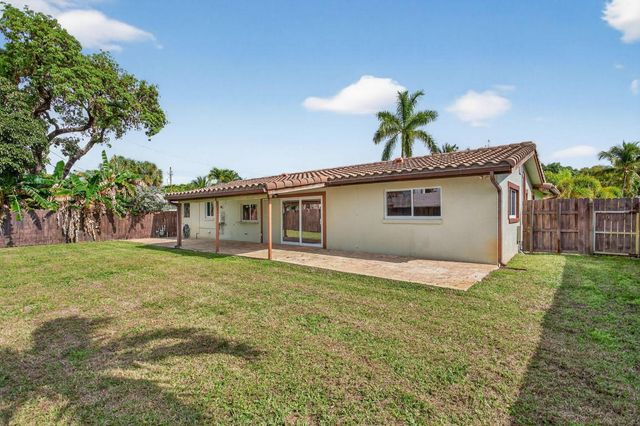 5511 NE 18th Terrace, Fort Lauderdale, FL 33308