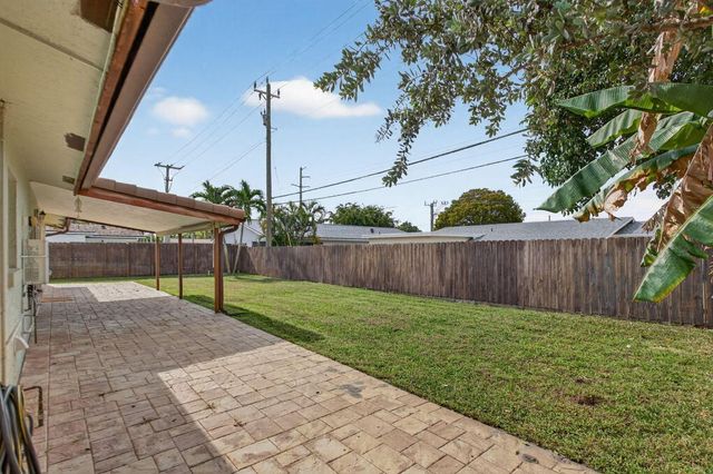 5511 NE 18th Terrace, Fort Lauderdale, FL 33308