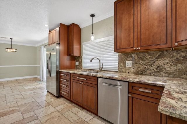 5511 NE 18th Terrace, Fort Lauderdale, FL 33308