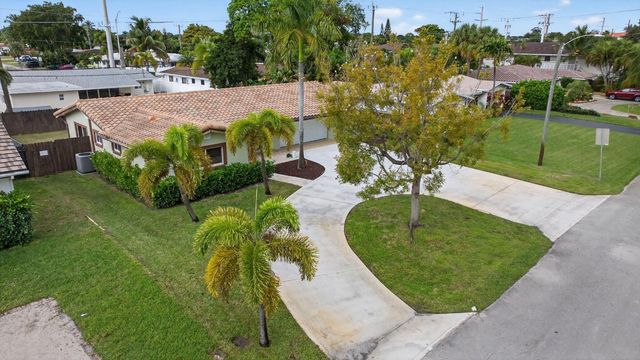 5511 NE 18th Terrace, Fort Lauderdale, FL 33308