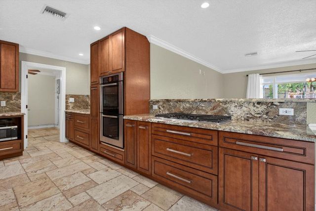 5511 NE 18th Terrace, Fort Lauderdale, FL 33308