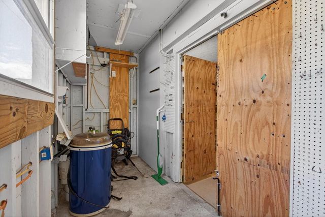 5511 NE 18th Terrace, Fort Lauderdale, FL 33308