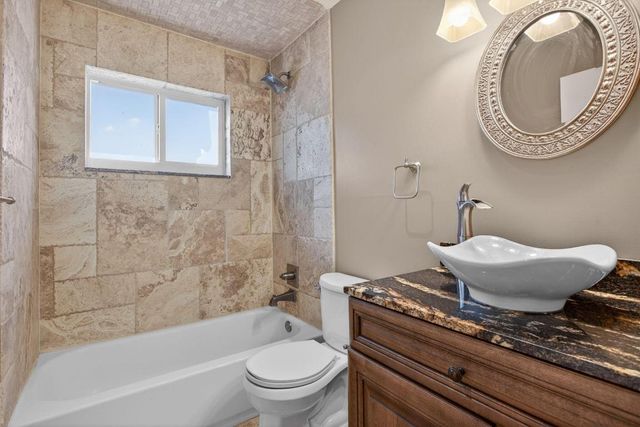 5511 NE 18th Terrace, Fort Lauderdale, FL 33308