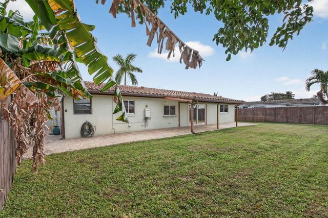 5511 NE 18th Terrace, Fort Lauderdale, FL 33308