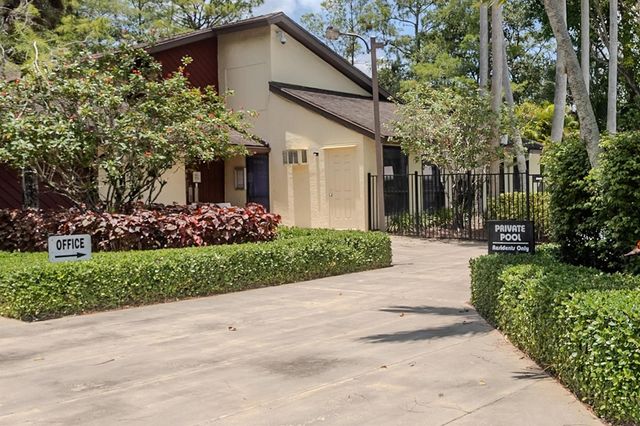 126 Manchineel Court, Royal Palm Beach, FL 33411