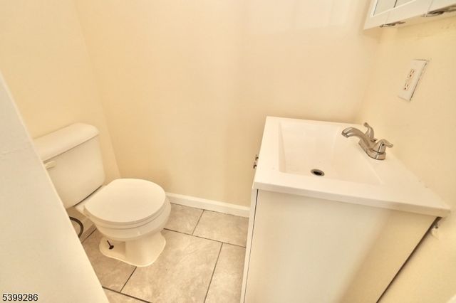 388 Chadwick Ave, Newark City, NJ 07112