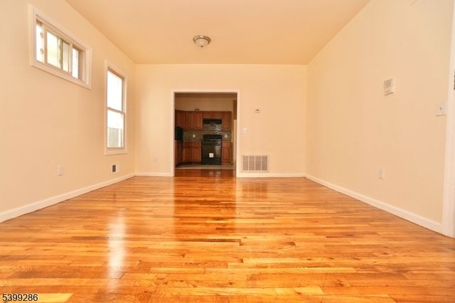 388 Chadwick Ave, Newark City, NJ 07112