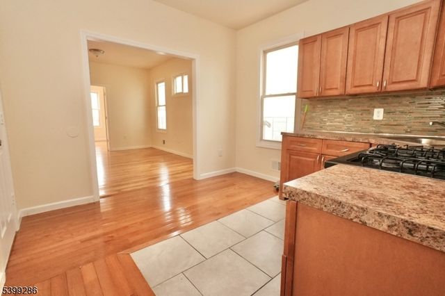 388 Chadwick Ave, Newark City, NJ 07112