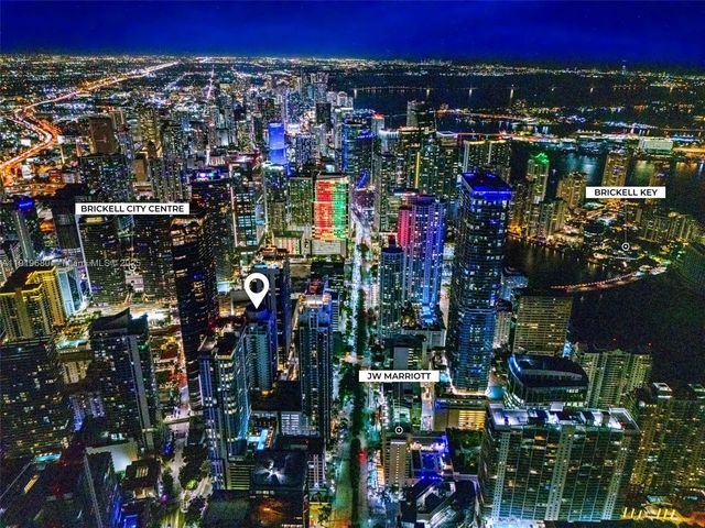 1050 Brickell Ave 1006, Miami, FL 33131