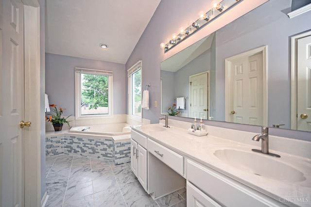 7705 Falling Waters Court, West Chester, OH 45069