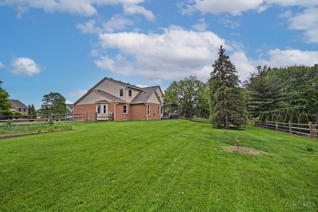 7705 Falling Waters Court, West Chester, OH 45069