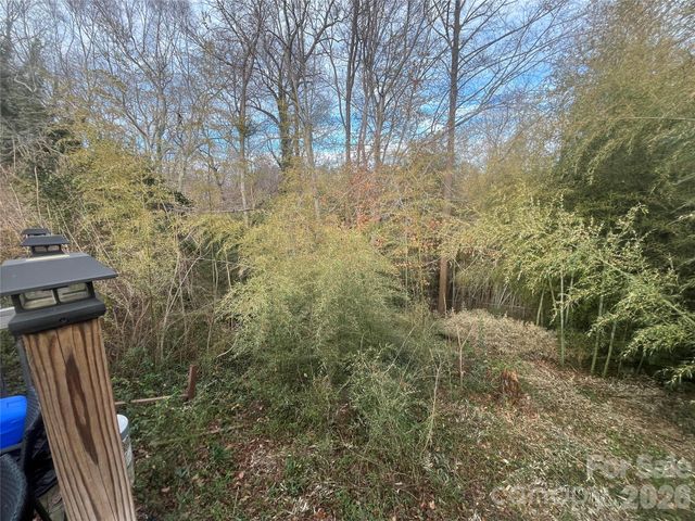 2906 Cedarhurst Drive, Charlotte, NC 28269