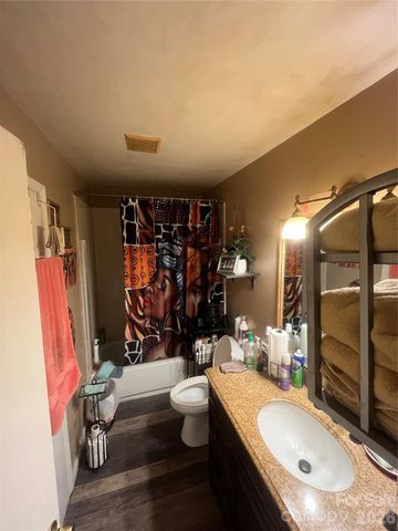 2906 Cedarhurst Drive, Charlotte, NC 28269