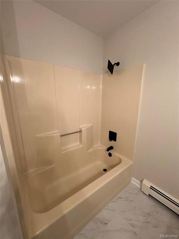 4233 State Road, Fort Gratiot, MI 48059