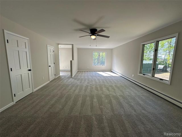 4233 State Road, Fort Gratiot, MI 48059