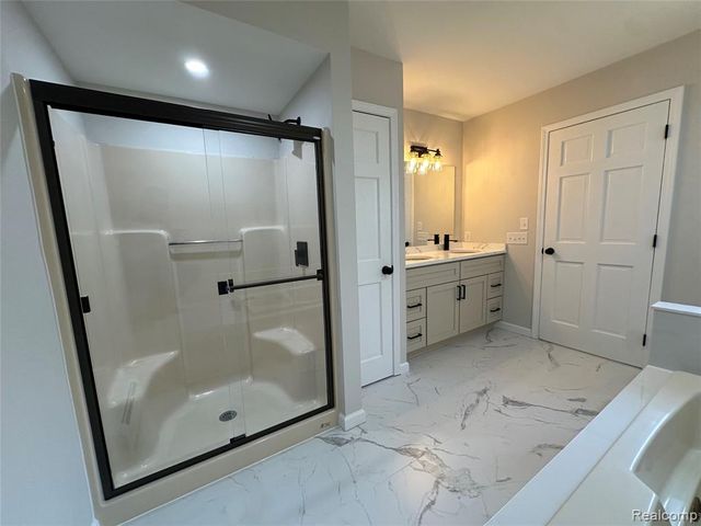 4233 State Road, Fort Gratiot, MI 48059