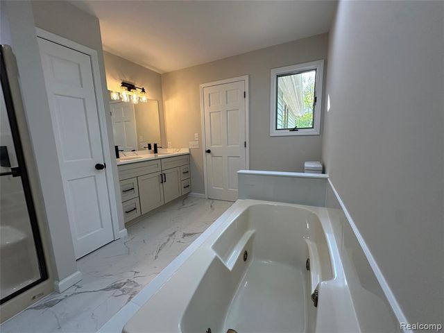 4233 State Road, Fort Gratiot, MI 48059
