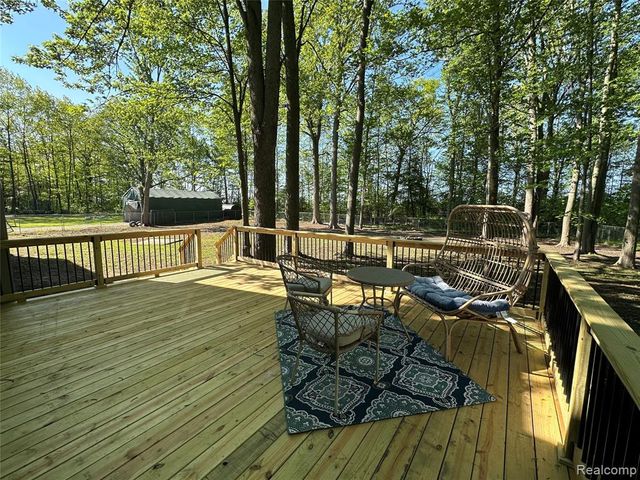 4233 State Road, Fort Gratiot, MI 48059