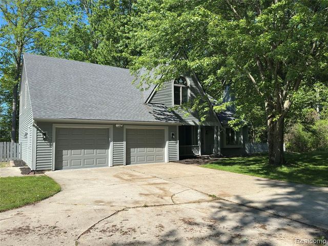 4233 State Road, Fort Gratiot, MI 48059