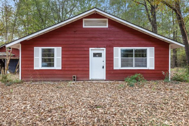 136 Warbler Lane, Livingston, TX 77351