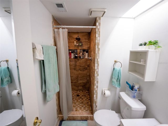 4829 WALDEN CIRCLE 7, Orlando, FL 32811