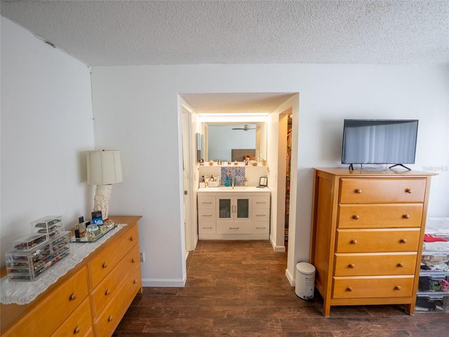 4829 WALDEN CIRCLE 7, Orlando, FL 32811