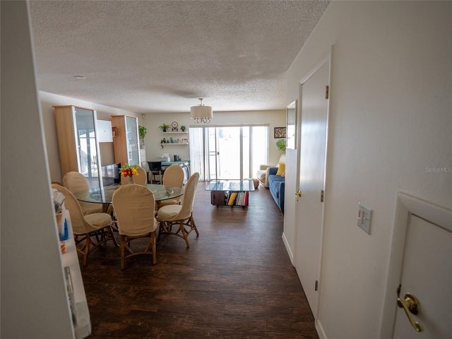 4829 WALDEN CIRCLE 7, Orlando, FL 32811