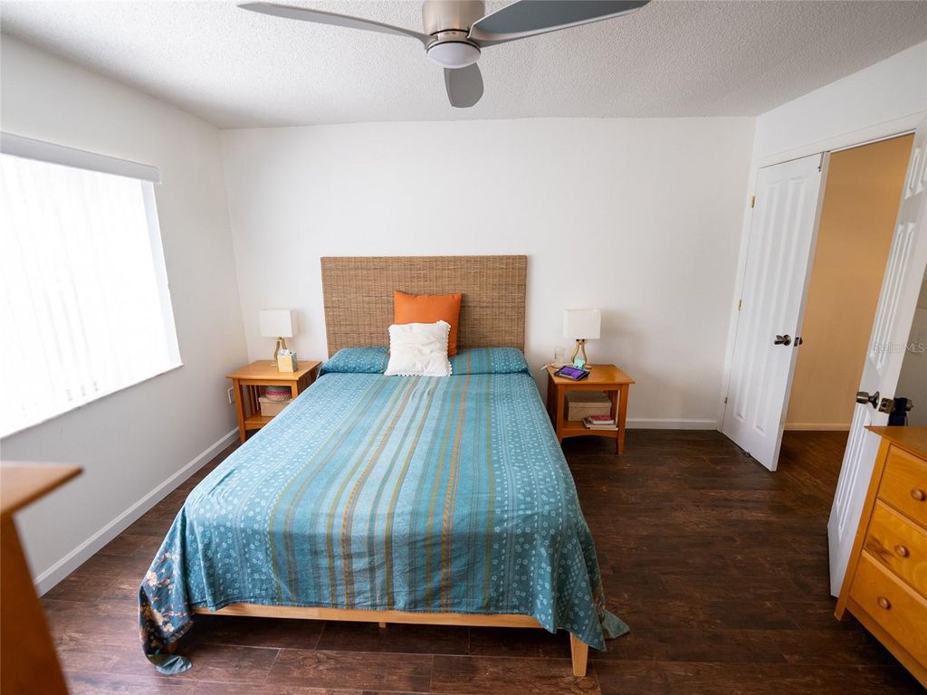 Image 22 of property listing at 4829 WALDEN CIRCLE 7, Orlando, FL 32811