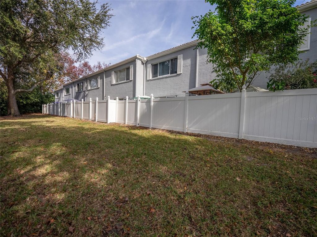 Image 26 of property listing at 4829 WALDEN CIRCLE 7, Orlando, FL 32811