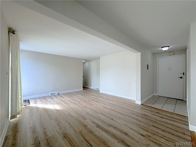 61C Georgian Apt 2 Lane 2, Amherst, NY 14221