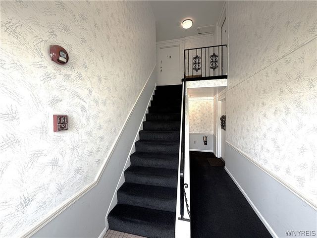 61C Georgian Apt 2 Lane 2, Amherst, NY 14221