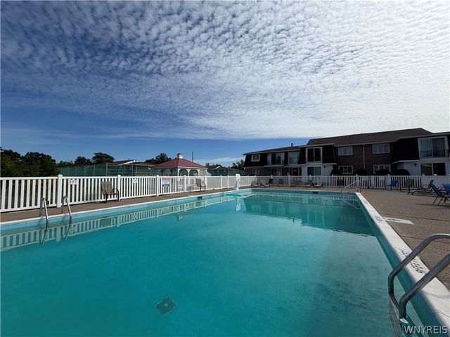 61C Georgian Apt 2 Lane 2, Amherst, NY 14221