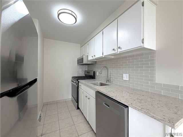 61C Georgian Apt 2 Lane 2, Amherst, NY 14221