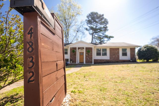 4832 Lake Haven Drive, Chattanooga, TN 37416