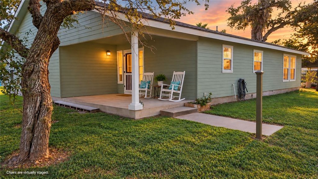 1573 Fm 1781, Rockport, TX 78382 — exterior