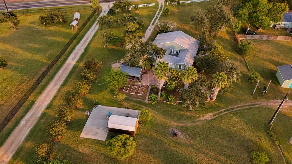 1573 Fm 1781, Rockport, TX 78382 — photo 5