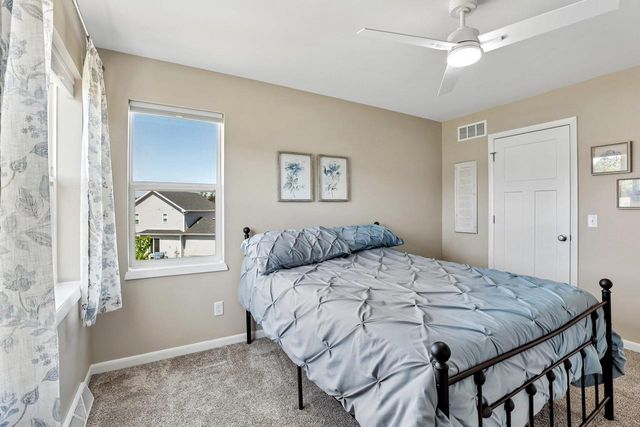 392 Campo Lane, Oregon, WI 53575