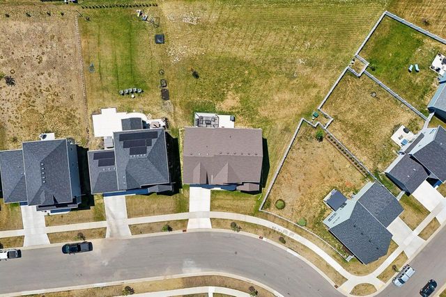 392 Campo Lane, Oregon, WI 53575