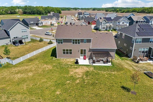 392 Campo Lane, Oregon, WI 53575