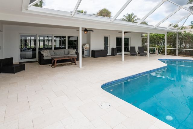 744 Peachtree Lane, Boca Raton, FL 33486