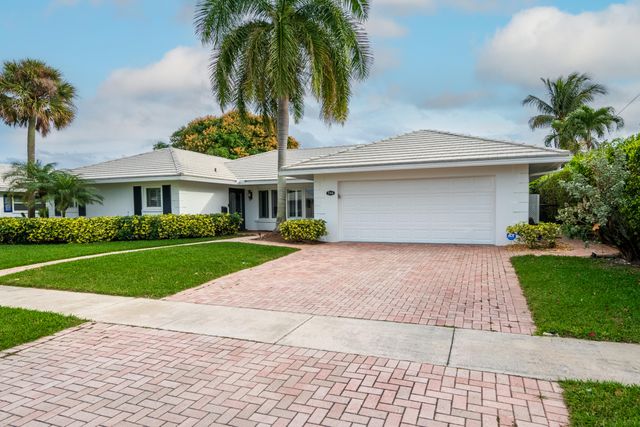744 Peachtree Lane, Boca Raton, FL 33486