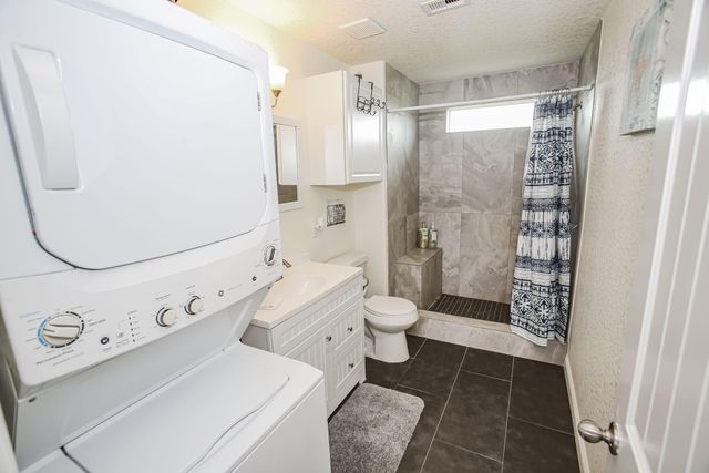 104 Beach Drive, Surfside Beach, TX 77541