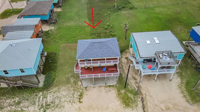 104 Beach Drive, Surfside Beach, TX 77541