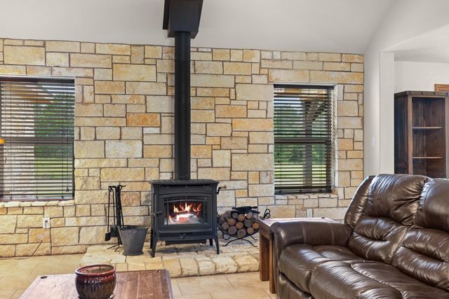 3941 County Road 219, Anderson, TX 77830