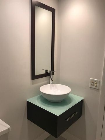 598 NE 199th Ter 6Y, Miami, FL 33179